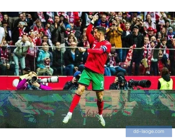 C罗沙特联赛创纪录夺金靴米特罗维奇紧随展现高效进球能力