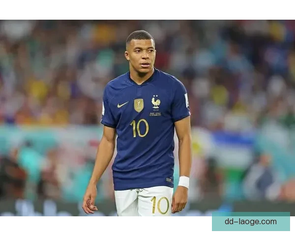 凯恩姆巴佩共享盖德穆勒奖引热议双星争锋见证新时代射手王之诞生